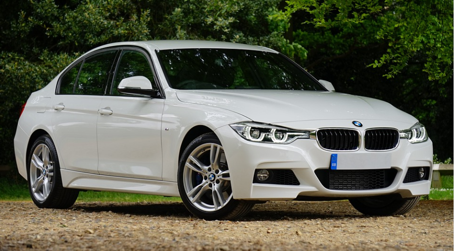 BMW 320i